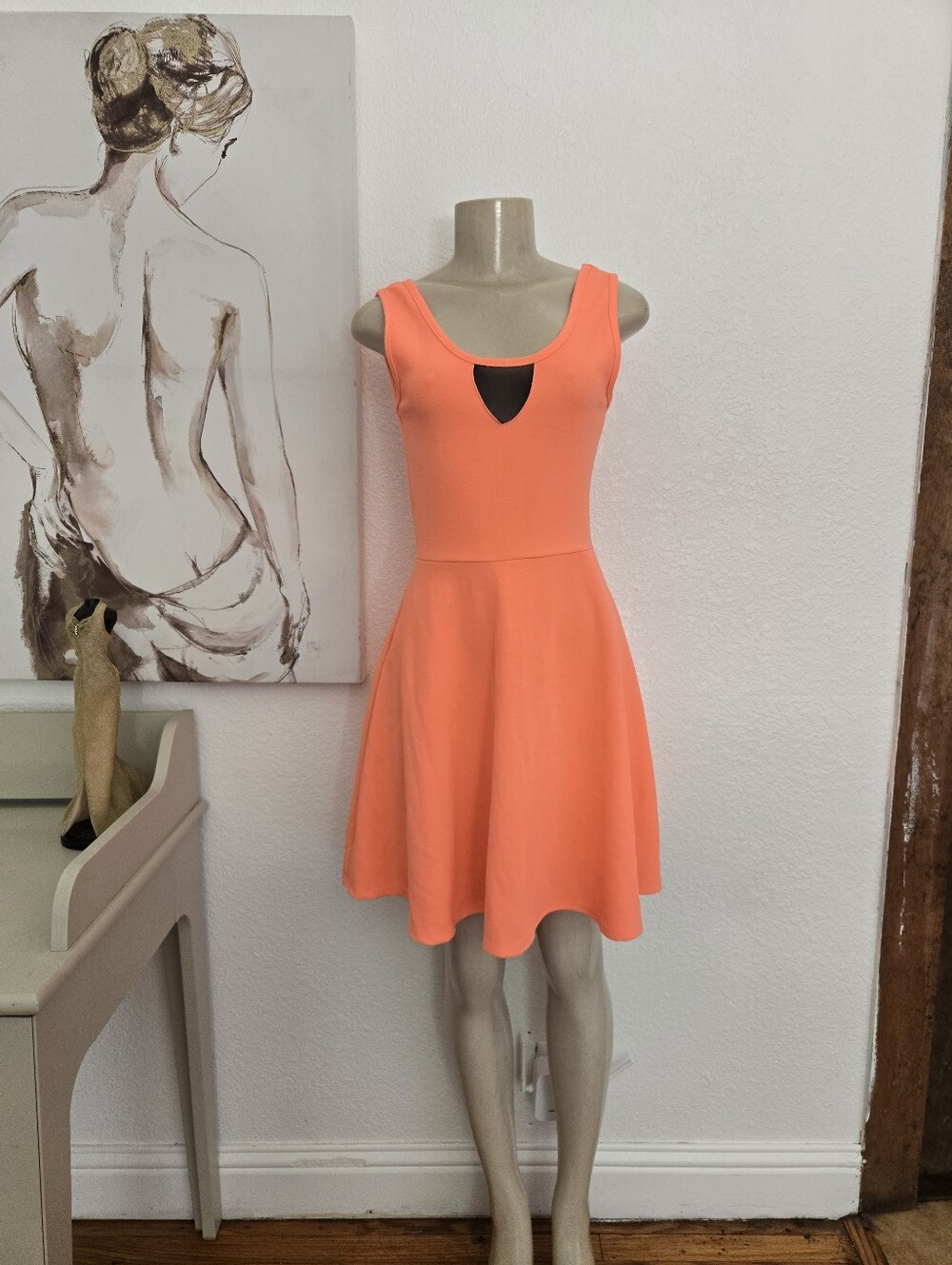 NWT Rue 21 Sleeveless Coral Fit & Flare Dress with Keyhole Size Small